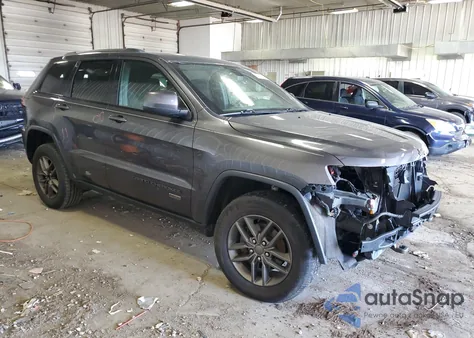 2016 Jeep Grand Cherokee Laredo from USA, damaged, VIN 1C4RJFAG3GC379541